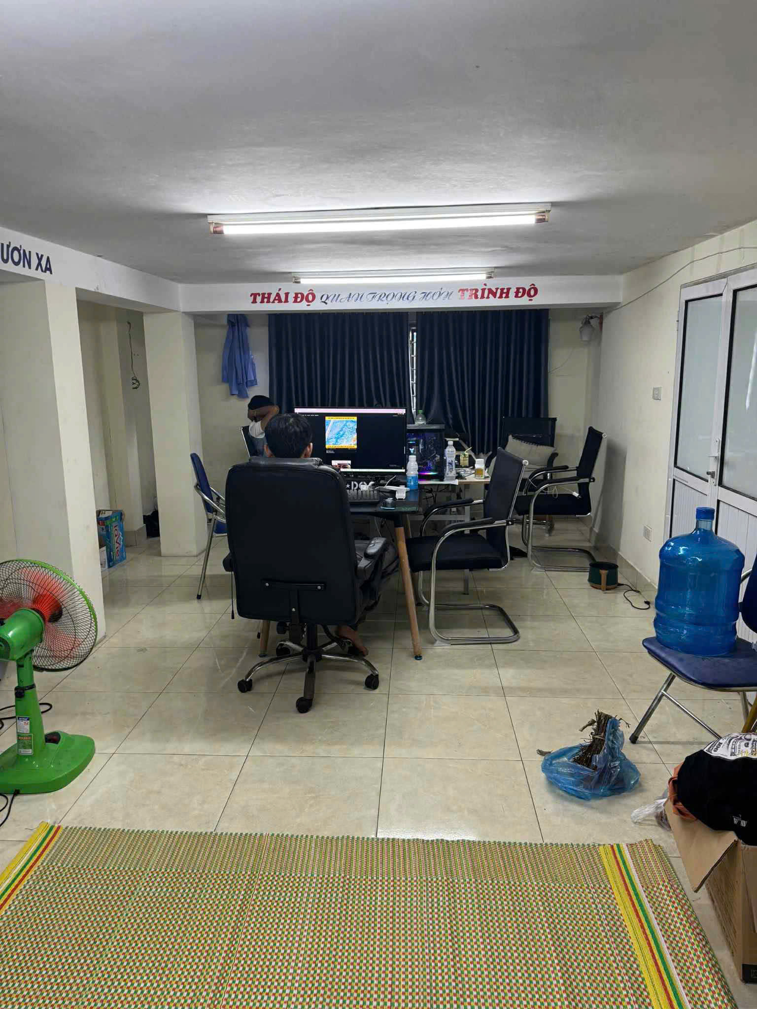 Cho thuê nhà nguyên căn Phố Đại Từ, 5 tầng x 45m2, 6 ngủ, 4 vệ sinh, 16 Triệu VP, ở... - Ảnh chính